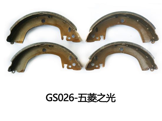 Ceramic High Quality Auto Brake Shoes for Wuling Auto Parts ISO9001
