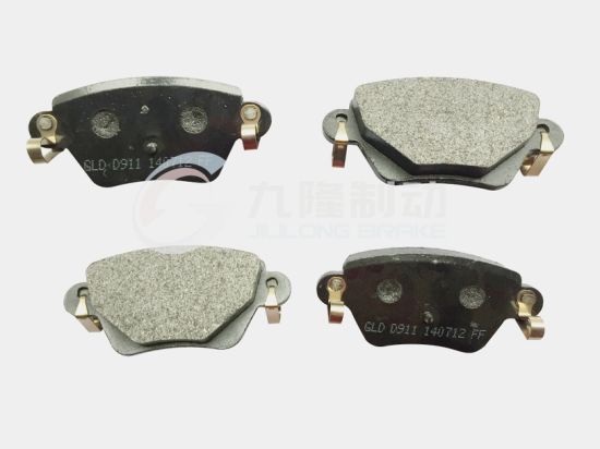 No Noise Auto Brake Pads for Ford Jaguar Renault (D911/ 1 227 108) High Quality Ceramic Auto Parts