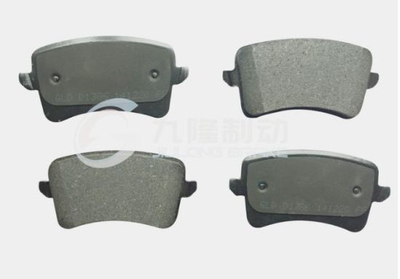 Long Life OEM High Quality Auto Brake Pads for Audi A4 Q5 (D1386/8K0698451E) Ceramic and Semi-Metal Auto Parts