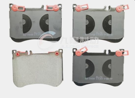 OEM Car Accessories Hot Selling Auto Brake Pads for Mercedes Benz SL550 Sport (D1688 /A0064205020) Ceramic and Semi-Metal Material