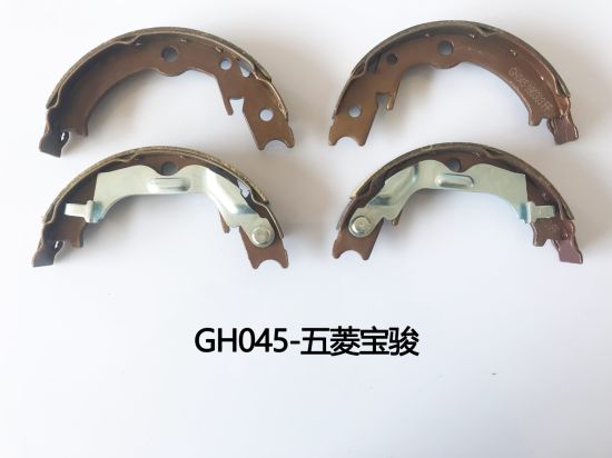 Hot Selling High Quality Ceramic Auto Brake Shoes for Wuling Baojun Rear Axle Auto Parts